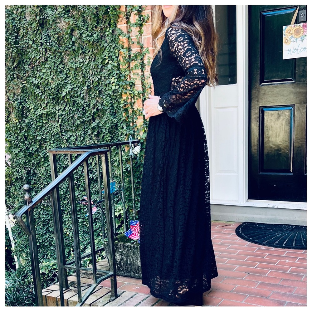 02 ✨LAST ONE✨Paris Black Lace Lined Fabulous Unique V Front Maxi Dress - Picture 4 of 8